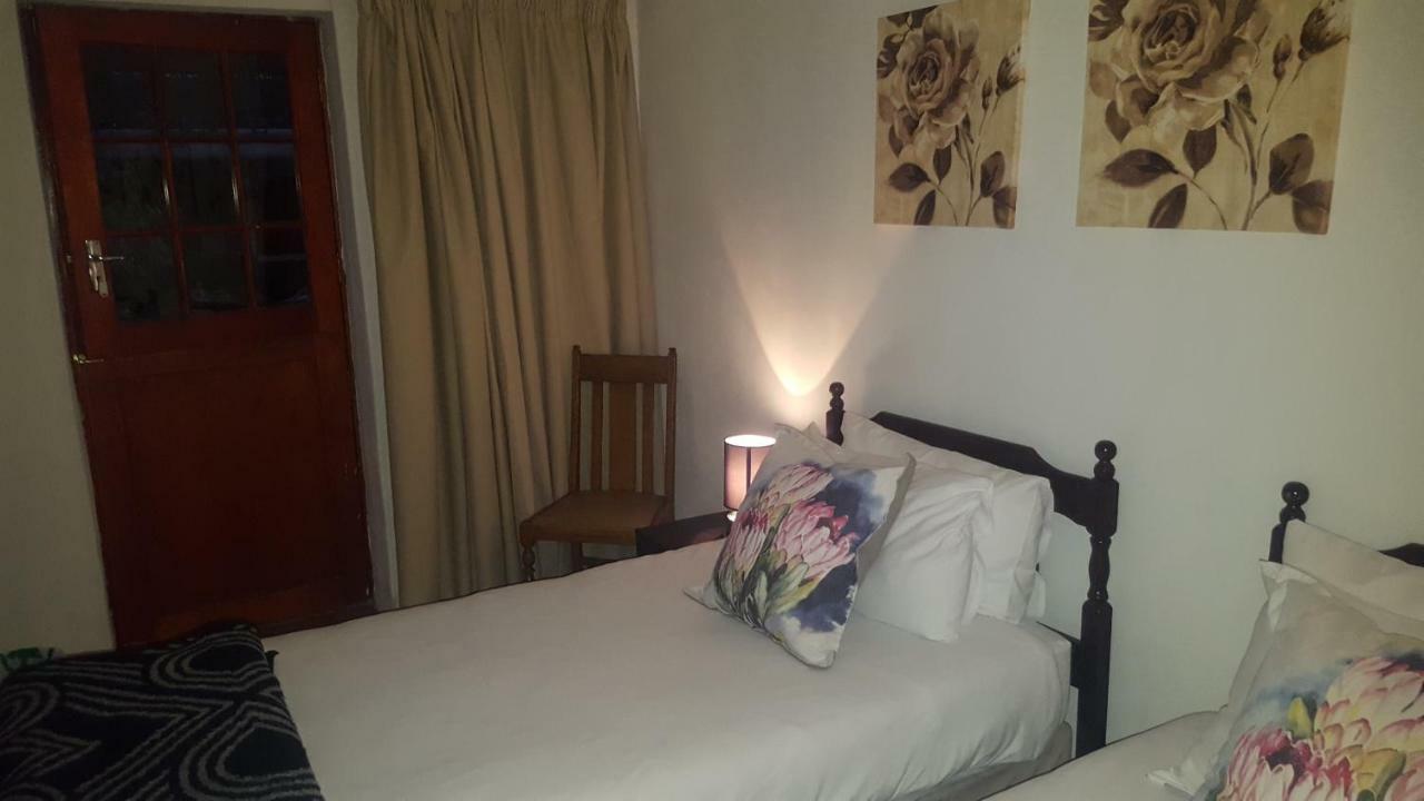 Flower'S Halt Graaff-Reinet Buitenkant foto
