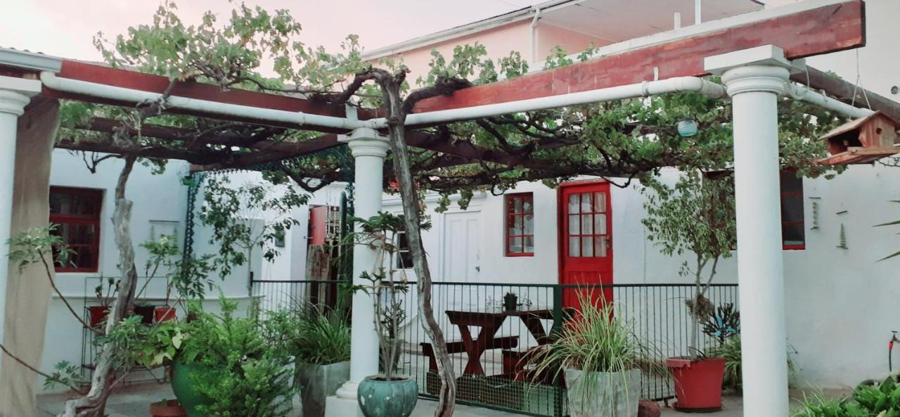 Flower'S Halt Graaff-Reinet Buitenkant foto